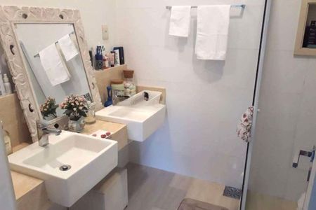 Apartamento à venda com 180m², 4 quartos e 2 vagas