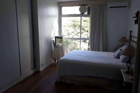 Apartamento à venda com 180m², 4 quartos e 2 vagas