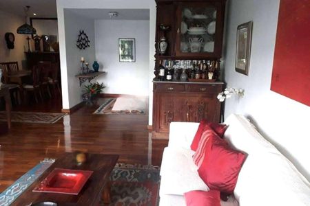 Apartamento à venda com 180m², 4 quartos e 2 vagas