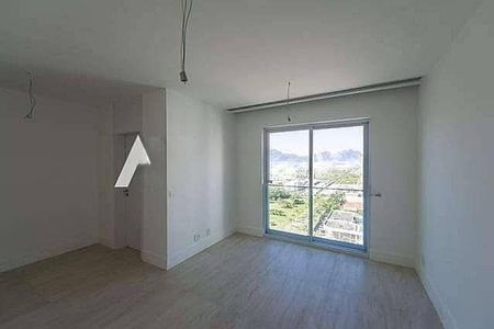 Apartamento à venda com 384m², 5 quartos e 4 vagas