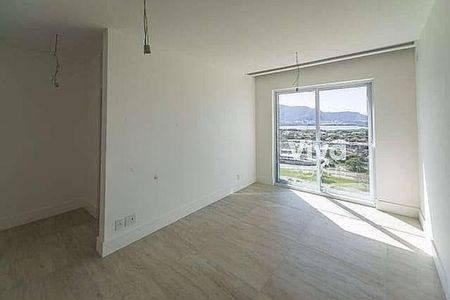 Apartamento à venda com 384m², 5 quartos e 4 vagas