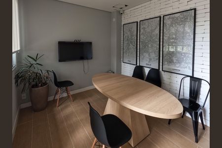 Apartamento para alugar com 37m², 2 quartos e sem vaga