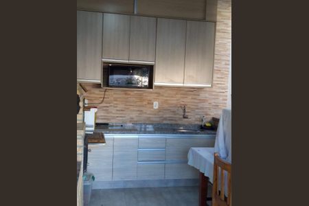 Casa à venda com 148m², 2 quartos e 3 vagas Casa à venda com 148m², 2 quartos e 3 vagasFoto 01