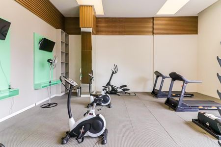 Apartamento para alugar com 63m², 2 quartos e 1 vaga Apartamento para alugar com 63m², 2 quartos e 1 vagaÁrea comum - Academia