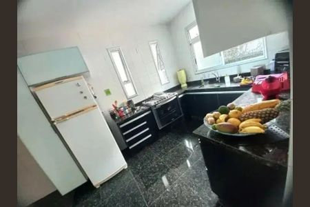 Apartamento à venda com 3 quartos, 118m² em Buritis, Belo Horizonte