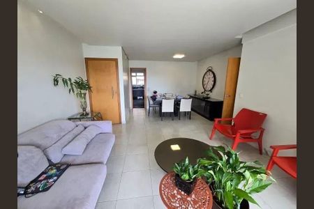 Apartamento à venda com 3 quartos, 118m² em Buritis, Belo Horizonte
