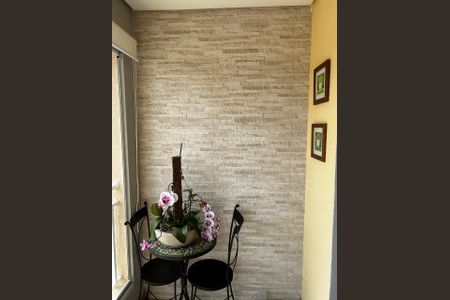 Apartamento à venda com 65m², 3 quartos e 1 vagaVaranda