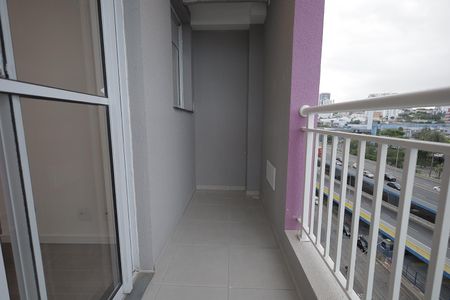 Apartamento para alugar com 41m², 2 quartos e 1 vaga Apartamento para alugar com 41m², 2 quartos e 1 vagaSacada Sala/Cozinha