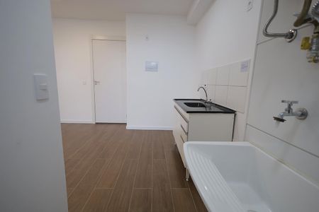 Apartamento para alugar com 41m², 2 quartos e 1 vaga Apartamento para alugar com 41m², 2 quartos e 1 vagaCozinha e Área de Serviço