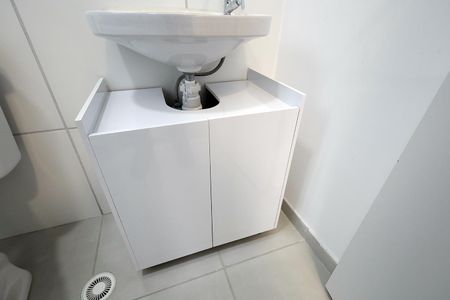 Apartamento para alugar com 41m², 2 quartos e 1 vaga Apartamento para alugar com 41m², 2 quartos e 1 vagaBanheiro Social