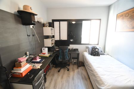 Quarto 2 de apartamento à venda com 3 quartos, 107m² em Centro, Campinas