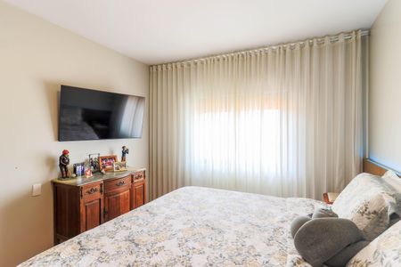 Casa à venda com 250m², 3 quartos e 3 vagas Casa à venda com 250m², 3 quartos e 3 vagasSuíte