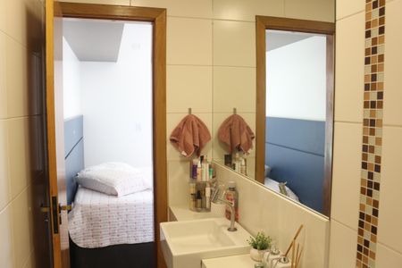 Apartamento à venda com 60m², 2 quartos e 2 vagasBanheiro da Suíte 1