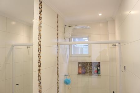 Apartamento à venda com 60m², 2 quartos e 2 vagasBanheiro da Suíte 1