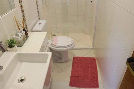 Apartamento à venda com 60m², 2 quartos e 2 vagasBanheiro da Suíte 1