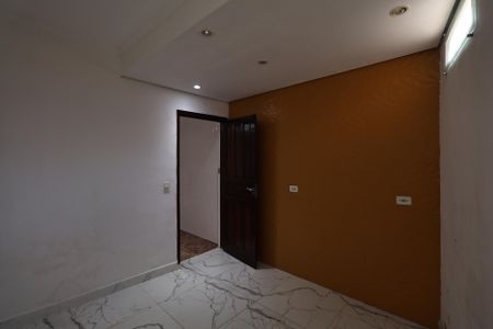 Quarto 1 de casa para alugar com 2 quartos, 50m² em Jardim Cristiane, Santo André
