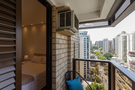 Studio à venda com 39m², 1 quarto e 1 vaga Studio à venda com 39m², 1 quarto e 1 vagaSacada