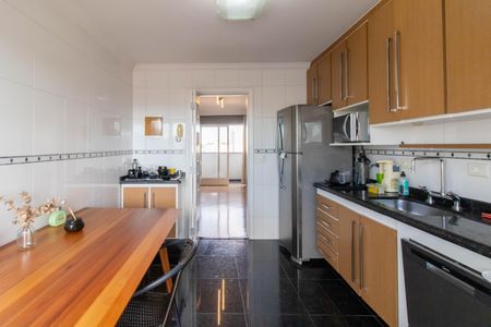 Apartamento à venda com 80m², 2 quartos e 2 vagas Apartamento à venda com 80m², 2 quartos e 2 vagasCozinha
