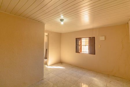 Casa à venda com 110m², 2 quartos e 1 vaga