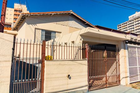 Casa à venda com 110m², 2 quartos e 1 vaga