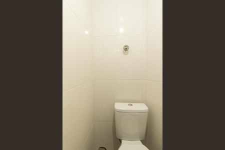 Lavabo de apartamento para alugar com 1 quarto, 40m² em Capão da Imbuia, Pinhais