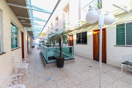 Casa de condomínio para alugar com 55m², 2 quartos e 2 vagas Casa de condomínio para alugar com 55m², 2 quartos e 2 vagasÁrea comum