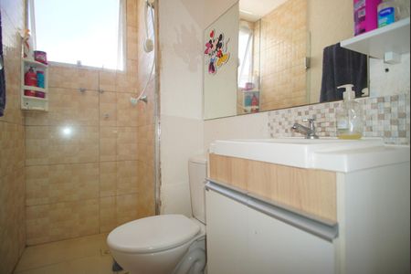 Banheiro Corredor de apartamento à venda com 2 quartos, 40m² em Santa Rosa de Lima, Porto Alegre