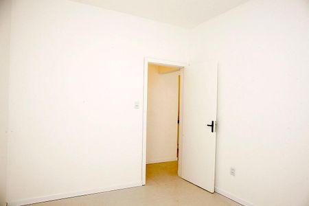 Quarto de apartamento à venda com 1 quarto, 62m² em Petrópolis, Porto Alegre