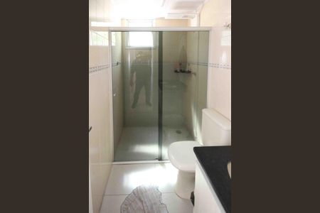 Apartamento à venda com 62m², 2 quartos e 1 vaga Apartamento à venda com 62m², 2 quartos e 1 vagaBanheiro