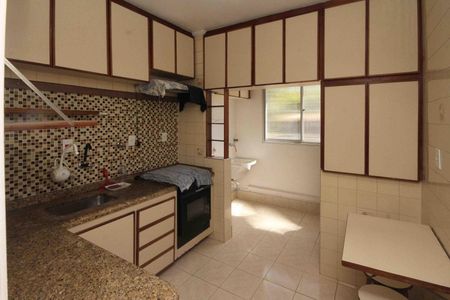 Apartamento à venda com 62m², 2 quartos e 1 vaga Apartamento à venda com 62m², 2 quartos e 1 vagaCozinha
