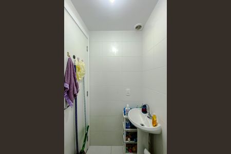 Apartamento à venda com 32m², 2 quartos e sem vaga Apartamento à venda com 32m², 2 quartos e sem vagaBanheiro