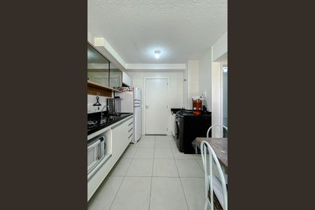 Apartamento à venda com 32m², 2 quartos e sem vaga Apartamento à venda com 32m², 2 quartos e sem vagaCozinha e Área de Serviço