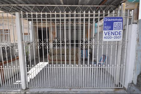 Casa à venda com 105m², 2 quartos e 1 vagaFachada