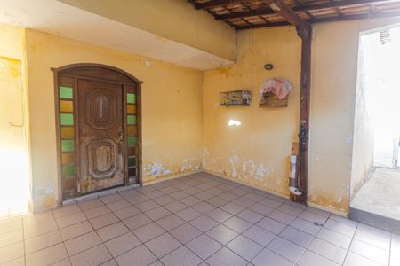 Casa à venda com 180m², 4 quartos e 1 vagaGaragem