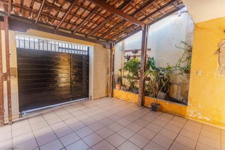 Casa à venda com 180m², 4 quartos e 1 vagaGaragem