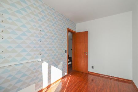 Casa de condomínio à venda com 167m², 3 quartos e 2 vagasQuarto 2