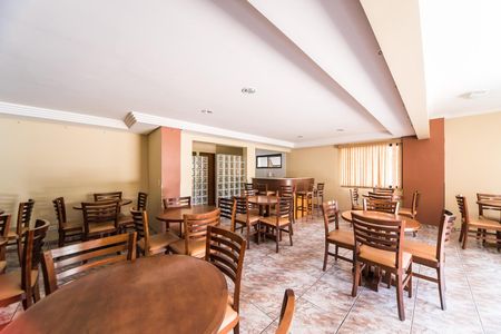 Apartamento à venda com 75m², 3 quartos e 2 vagas Apartamento à venda com 75m², 3 quartos e 2 vagasÁrea comum - Salão de festas