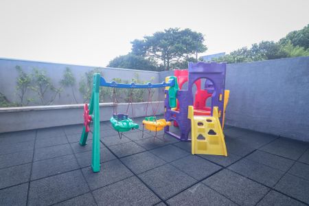 Apartamento à venda com 41m², 2 quartos e 1 vaga Apartamento à venda com 41m², 2 quartos e 1 vagaÁrea comum - Playground Kids