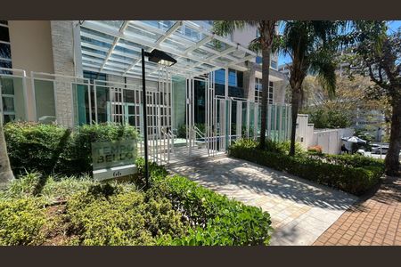 Apartamento à venda com 47m², 1 quarto e 1 vaga Apartamento à venda com 47m², 1 quarto e 1 vagaFachada