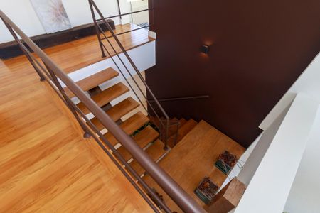 Apartamento para alugar com 285m², 3 quartos e 3 vagas Apartamento para alugar com 285m², 3 quartos e 3 vagasMezanino