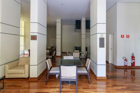 Apartamento para alugar com 285m², 3 quartos e 3 vagas Apartamento para alugar com 285m², 3 quartos e 3 vagasSalão de Festas