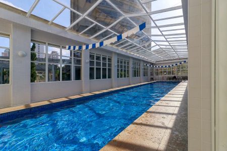 Apartamento para alugar com 285m², 3 quartos e 3 vagas Apartamento para alugar com 285m², 3 quartos e 3 vagasPiscina - Coberta