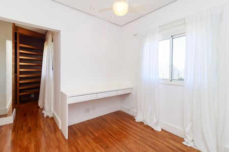 Apartamento para alugar com 285m², 3 quartos e 3 vagas Apartamento para alugar com 285m², 3 quartos e 3 vagasSuíte 1