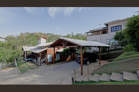 Fachada de casa de condomínio à venda com 4 quartos, 150m² em Fazenda dos Pires, Nova Lima