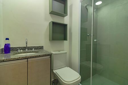Banheiro de kitnet/studio para alugar com 1 quarto, 29m² em Jardim Prudência, São Paulo