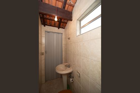 Casa à venda com 193m², 2 quartos e 3 vagasBanheiro - Sótão