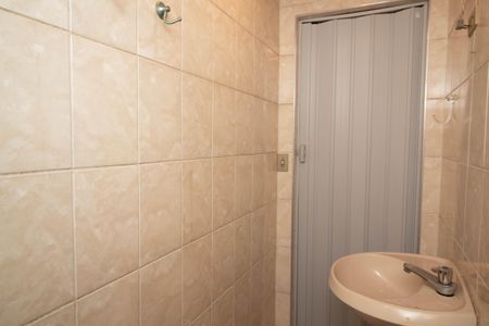 Casa à venda com 193m², 2 quartos e 3 vagasBanheiro - Sótão