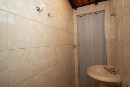 Casa à venda com 193m², 2 quartos e 3 vagasBanheiro - Sótão