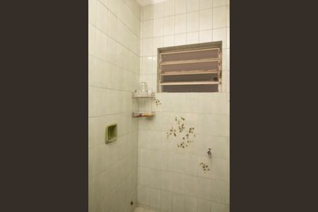 Casa à venda com 193m², 2 quartos e 3 vagasBanheiro