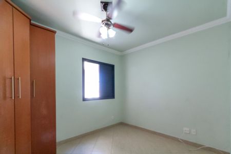 Apartamento à venda com 66m², 2 quartos e 1 vagaQuarto 2